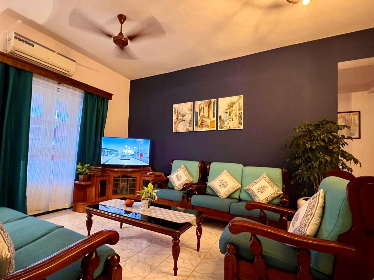 Villa By The Beach Goa บีนอลิม ภายนอก รูปภาพ