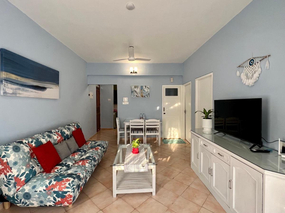 Villa By The Beach Goa บีนอลิม ภายนอก รูปภาพ