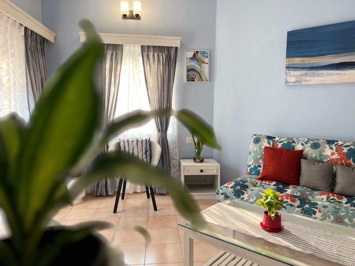 Villa By The Beach Goa บีนอลิม ภายนอก รูปภาพ