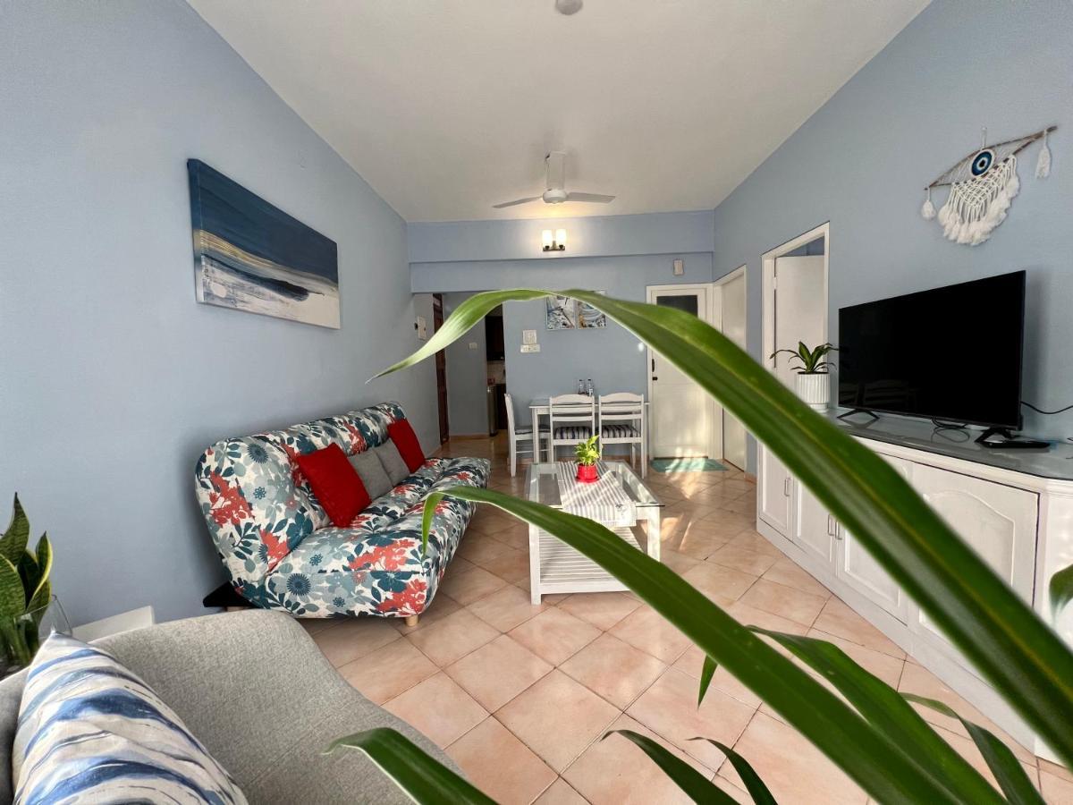 Villa By The Beach Goa บีนอลิม ภายนอก รูปภาพ
