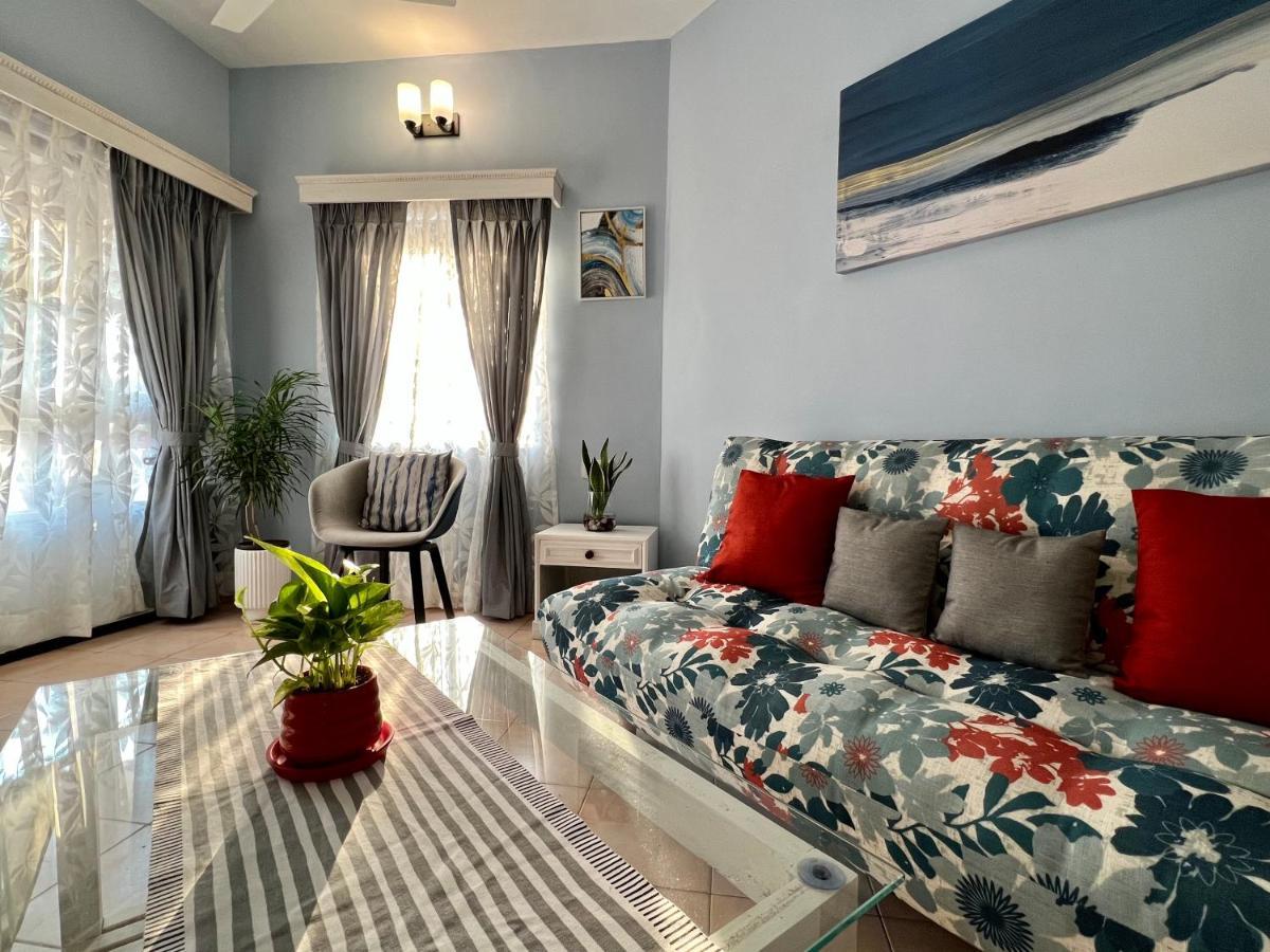 Villa By The Beach Goa บีนอลิม ภายนอก รูปภาพ