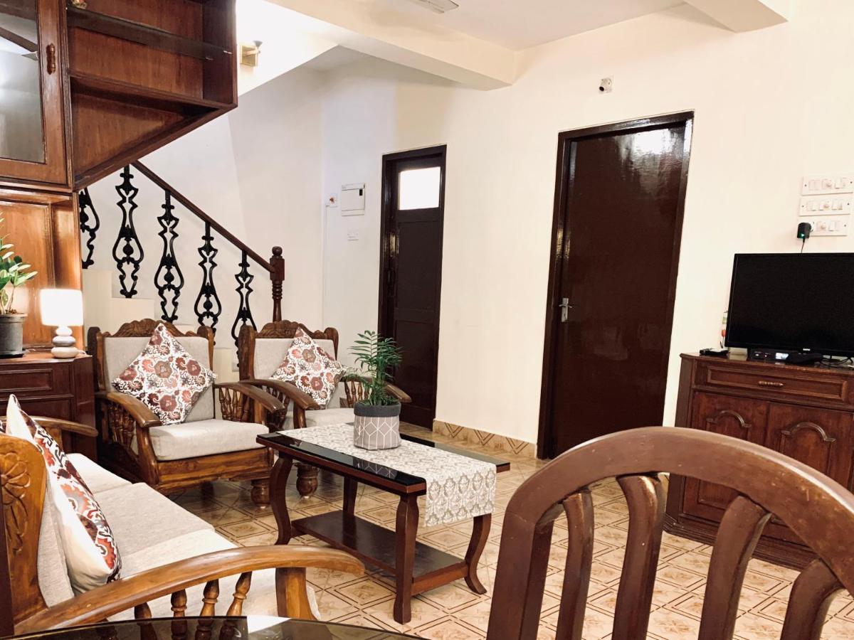 Villa By The Beach Goa บีนอลิม ภายนอก รูปภาพ