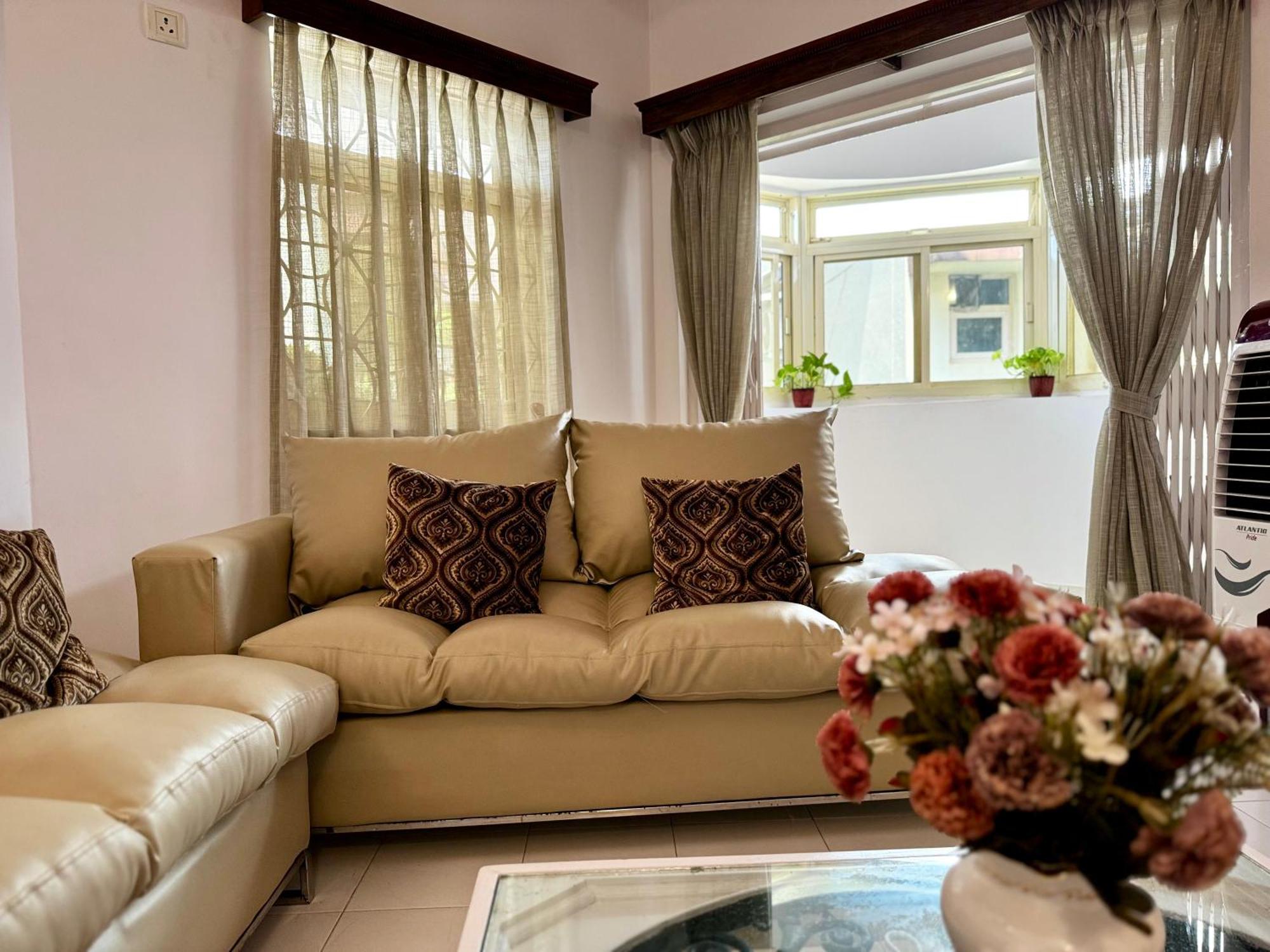 Villa By The Beach Goa บีนอลิม ภายนอก รูปภาพ