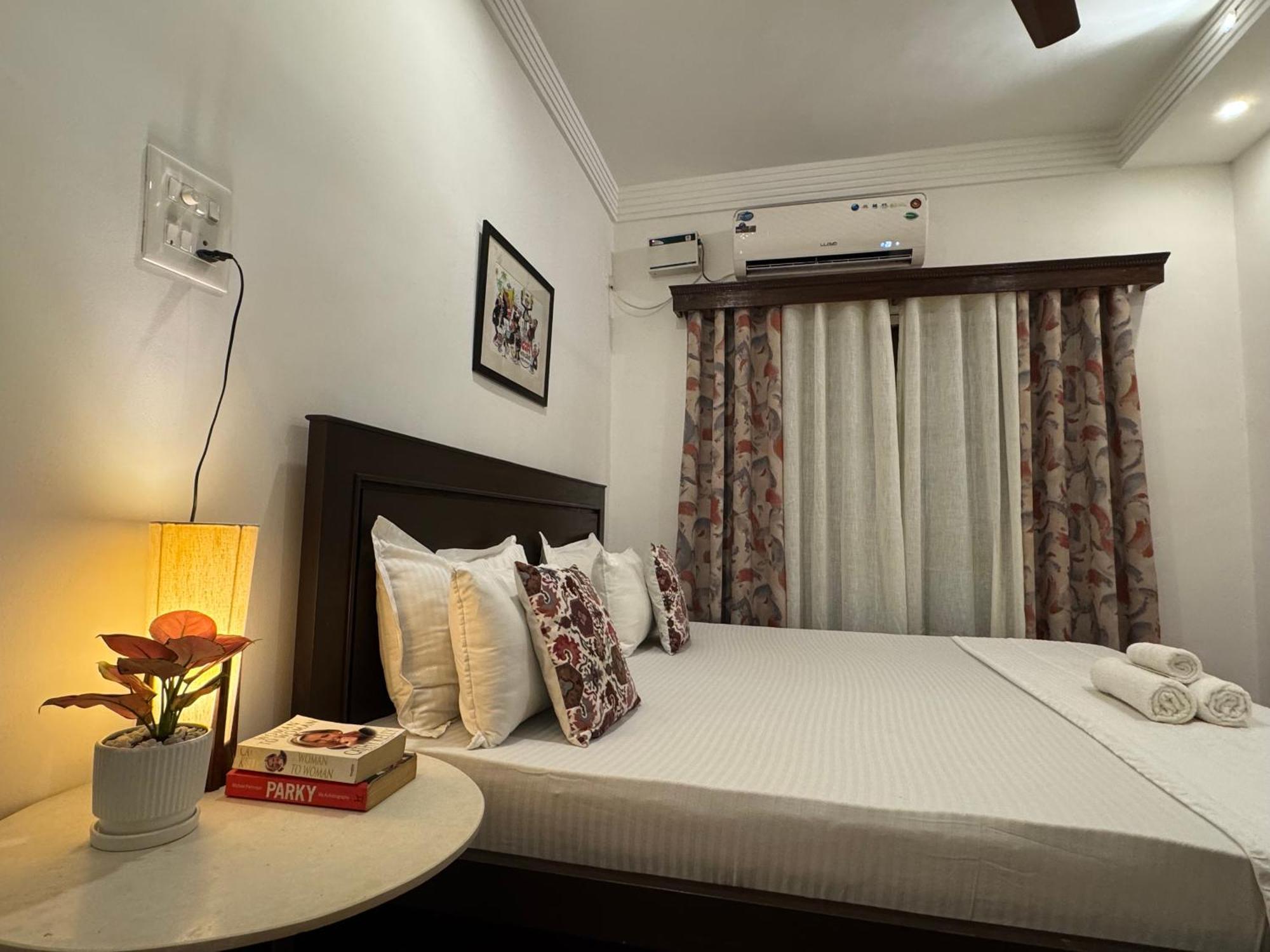 Villa By The Beach Goa บีนอลิม ภายนอก รูปภาพ