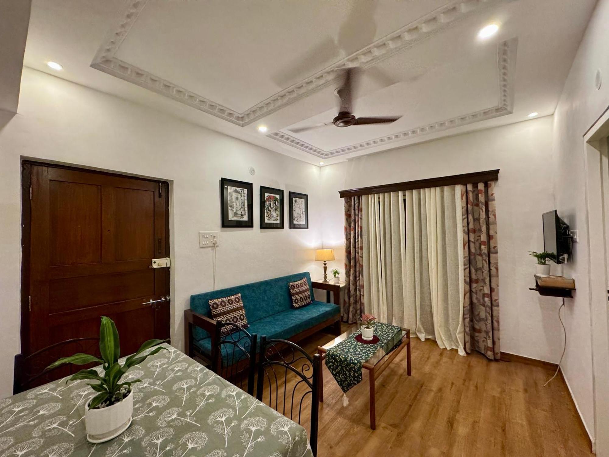 Villa By The Beach Goa บีนอลิม ภายนอก รูปภาพ